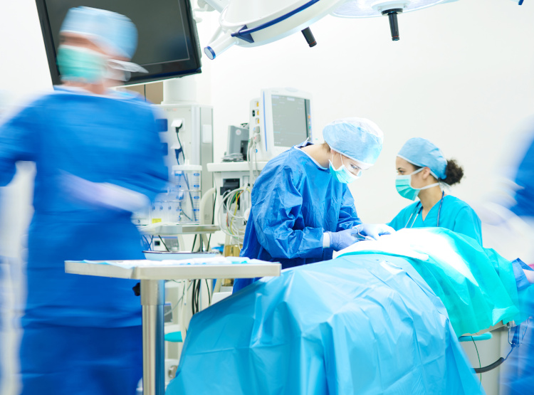 Sharps Safety in Operating Rooms: A Review of Surgical Blades