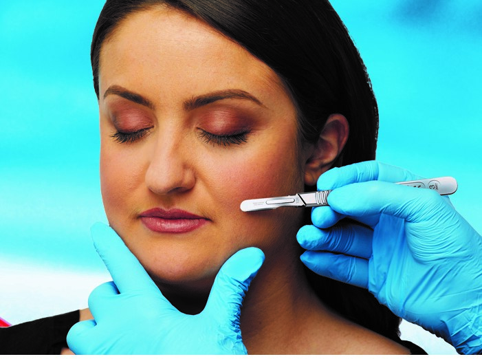 Dermaplaning Tools: Use of Surgical Blades and Scalpels in Hair Removal and Skin Exfoliation